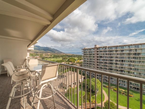 Ocean Views Kaanapali Vacation Condo One Bedroom