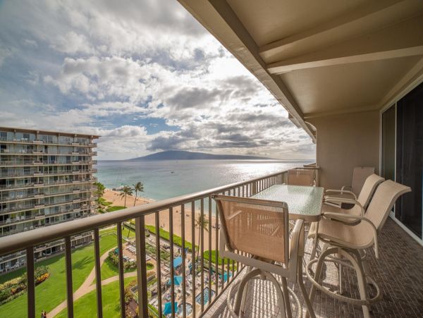 Ocean Views Kaanapali Vacation Condo One Bedroom