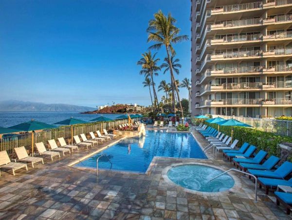Ocean Views Kaanapali Vacation Condo One Bedroom
