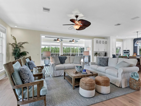 Holmes Beach Vacation Rental Private Pool & Beach Access