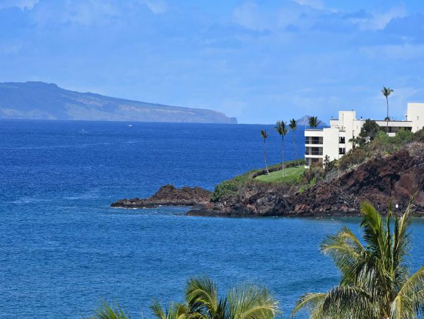 Ocean View Kaanapali Luxury Vacation CondoTwo Bedroom