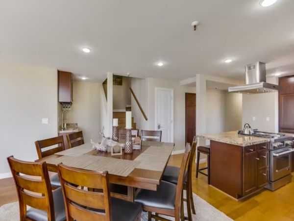 Bayfront Five Bedroom Vacation Penthouse in Mission Beach