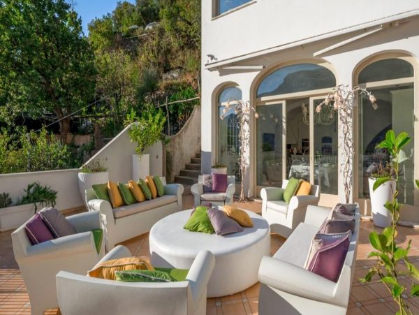 Positano Italy Luxury Vacation Villa Sleeps 12 Guests