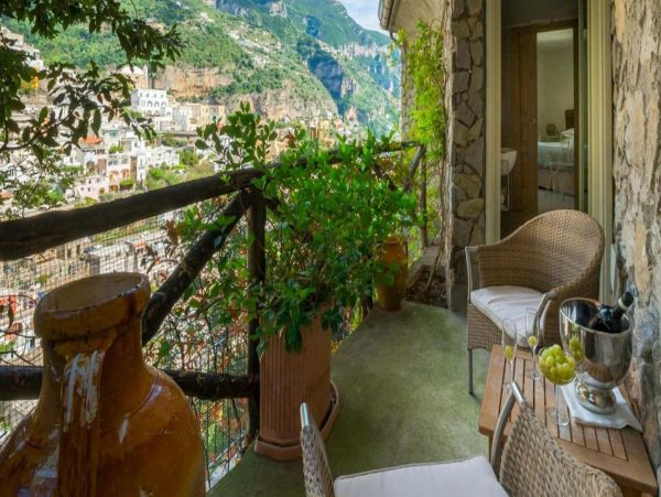 Positano Italy Luxury Vacation Villa Sleeps 12 Guests