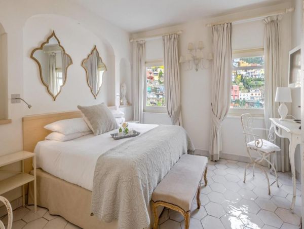 Positano Italy Luxury Vacation Villa Sleeps 12 Guests