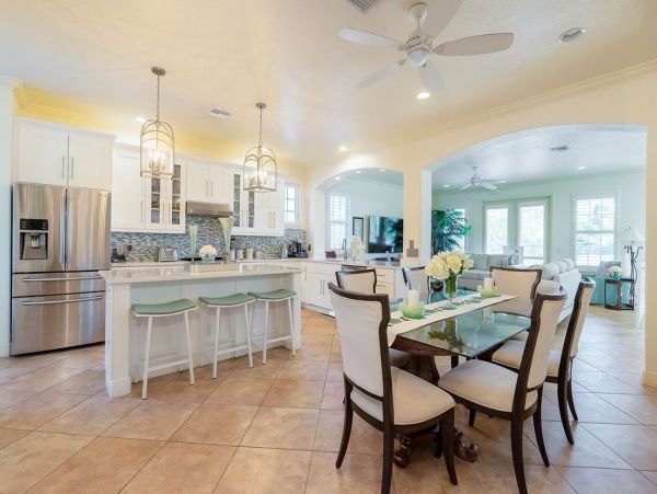 Anna Maria Vacation Pool Home With Four Bedrooms
