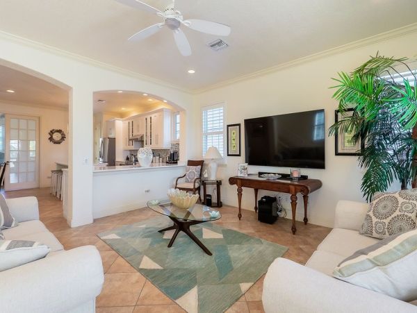 Anna Maria Vacation Pool Home With Four Bedrooms
