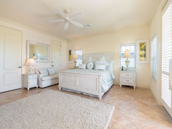Anna Maria Vacation Pool Home With Four Bedrooms