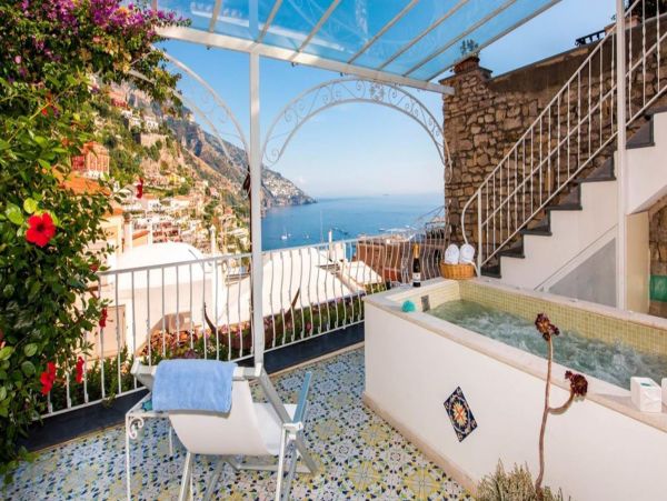 Positano Gorgeous Vacation Villa Sleeps 12 Guests