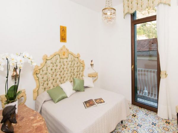 Positano Gorgeous Vacation Villa Sleeps 12 Guests