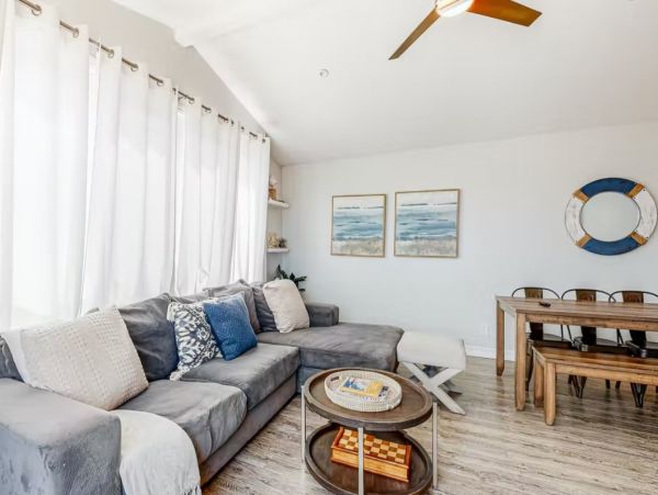 Mission Beach Five Bedroom Rental Condo with Bay Views