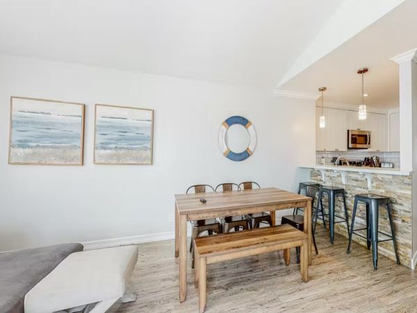 Mission Beach Five Bedroom Rental Condo with Bay Views