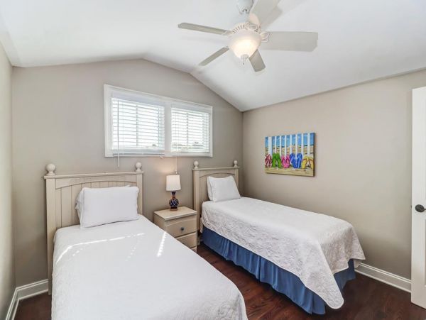 Gorgeous Ten Bedroom Home in Isle Palms Sleeps 22 Guests