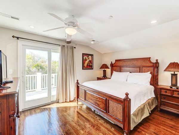 Gorgeous Ten Bedroom Home in Isle Palms Sleeps 22 Guests