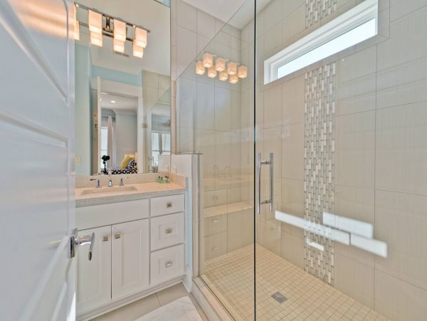 On Beach Vacation Pool Villa 12 Bedroom in Ocean Isle Beach