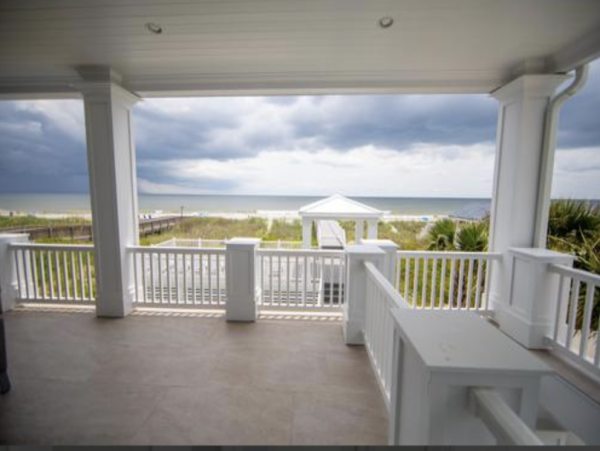 On Beach Vacation Pool Villa 12 Bedroom in Ocean Isle Beach