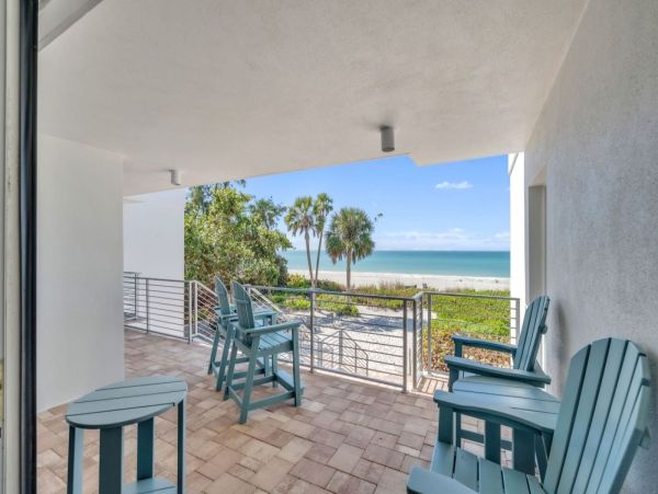 Longboat Key Beachfront Condo - Gulf of Mexico Vacation Rental with Ocean Views