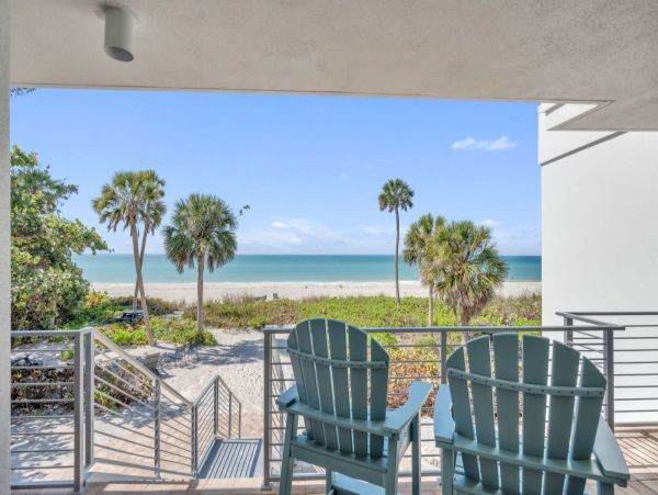 Longboat Key Beachfront Condo - Gulf of Mexico Vacation Rental with Ocean Views
