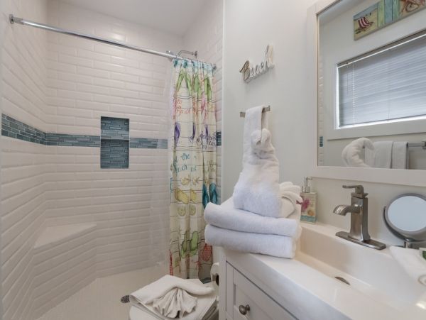 Anna Maria Island Vacation Home Three Bedroom Walk to Beach