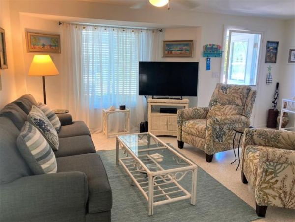 Anna Maria Island Holmes Beach Home 1018328