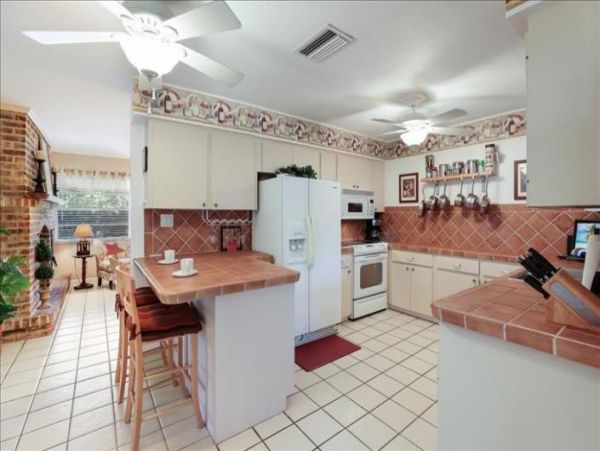 Anna Maria Island Holmes Beach Home 1018330
