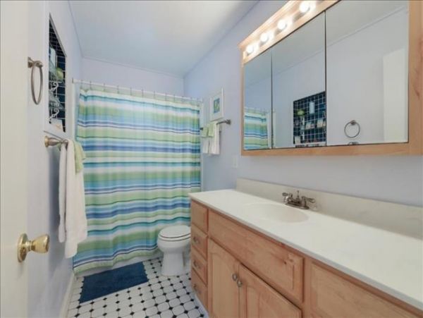 Anna Maria Island Holmes Beach Home 1018330