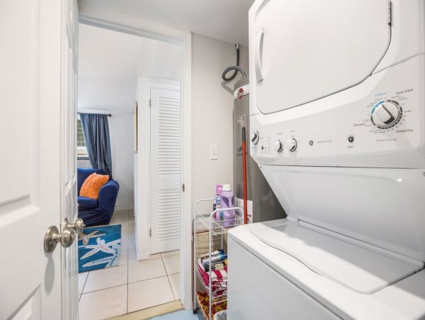 Bradenton Beach Charming Vacation Rental Sleeps 4 Guests