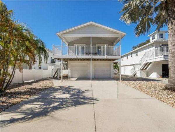 Anna Maria Island Holmes Beach Home 1018336