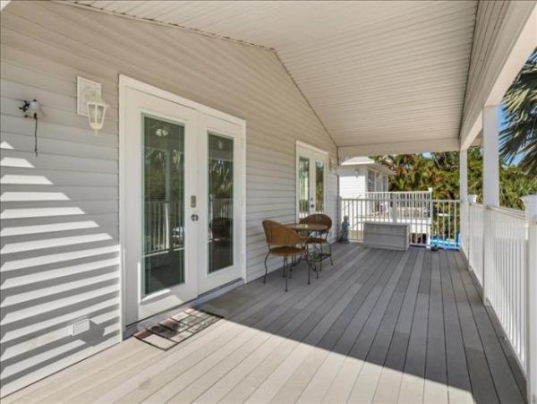 Anna Maria Island Holmes Beach Home 1018336