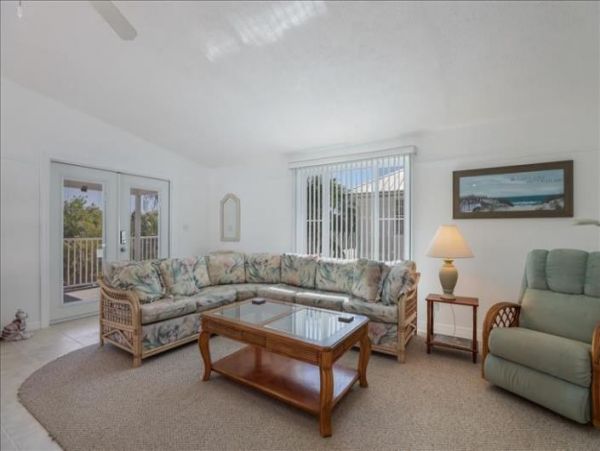 Anna Maria Island Holmes Beach Home 1018336