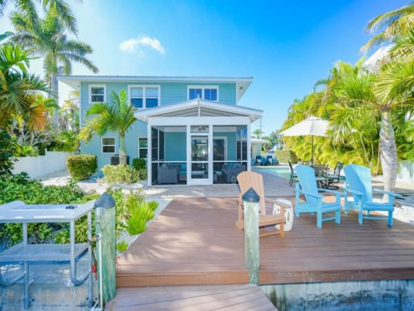 Canal Views Holmes Beach Vacation Pool Home Five Bedroom