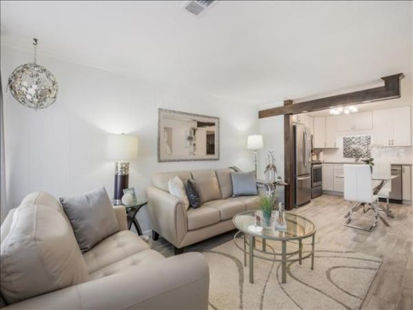 Charming 2 Bedroom Vacation Rental in Holmes Beach