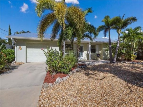 Anna Maria Island Holmes Beach Home 1018340