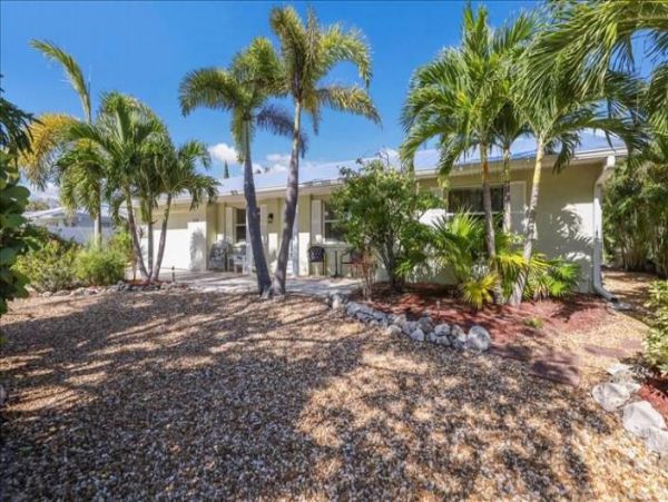 Anna Maria Island Holmes Beach Home 1018340