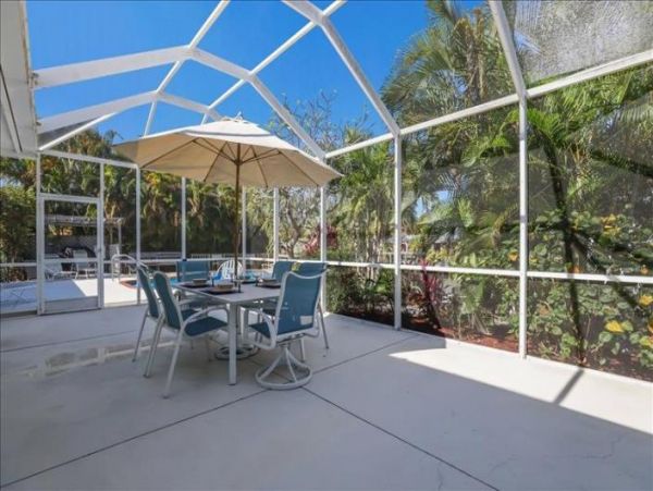 Anna Maria Island Holmes Beach Home 1018340