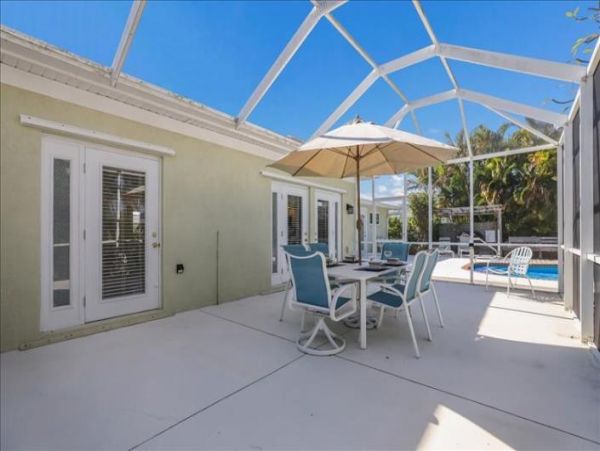 Anna Maria Island Holmes Beach Home 1018340