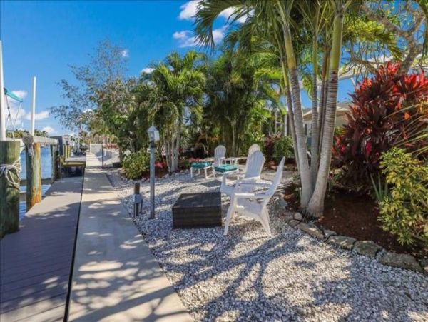 Anna Maria Island Holmes Beach Home 1018340