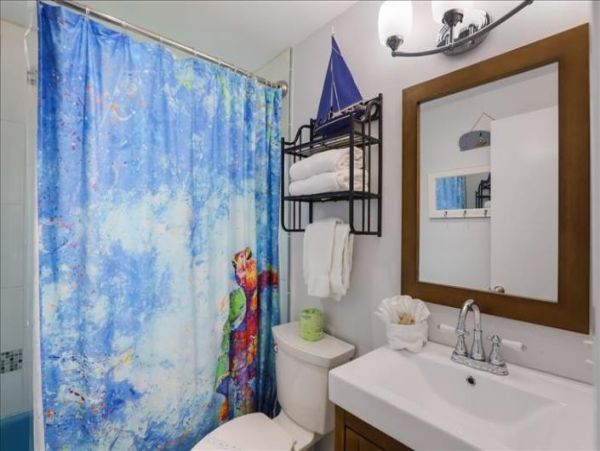 Bradenton Beach Duplex with Shared Swim Spa Only Five House from Beach