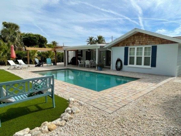 Anna Maria Island Holmes Beach Home 1018347