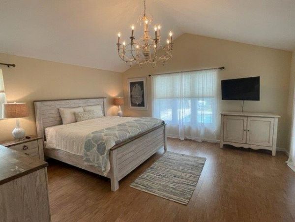Anna Maria Island Holmes Beach Home 1018347