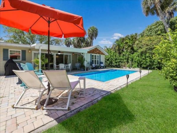Anna Maria Island Holmes Beach Home 1018347