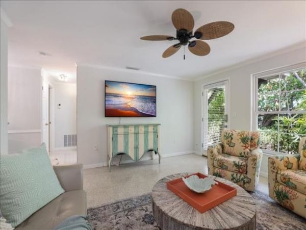 Anna Maria Island Holmes Beach Home 1018349