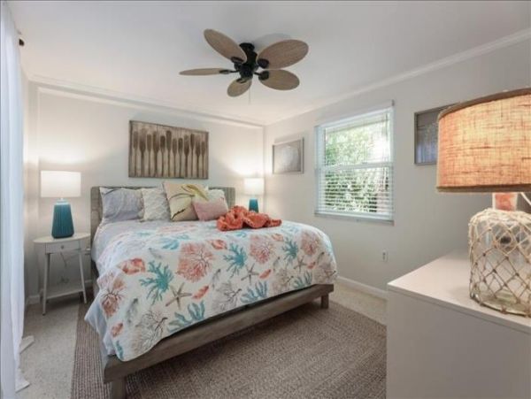 Anna Maria Island Holmes Beach Home 1018349