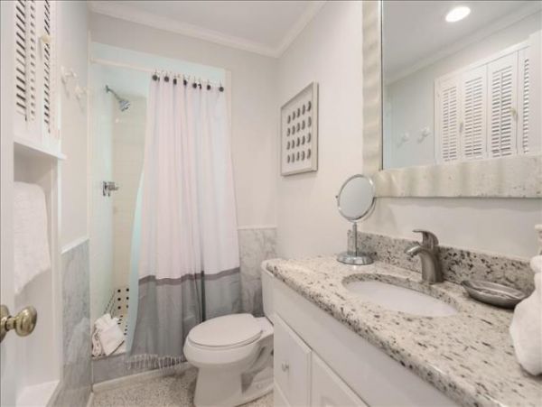 Anna Maria Island Holmes Beach Home 1018349
