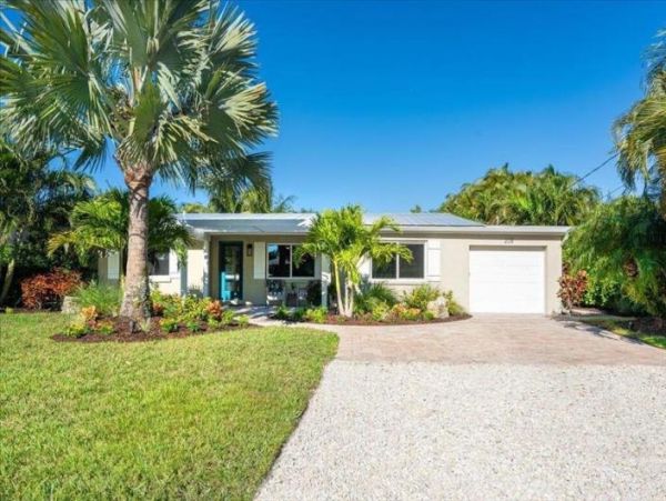 Anna Maria Island Holmes Beach Home 1018350