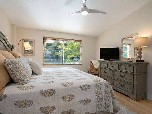 Anna Maria Island Holmes Beach Home 1018350