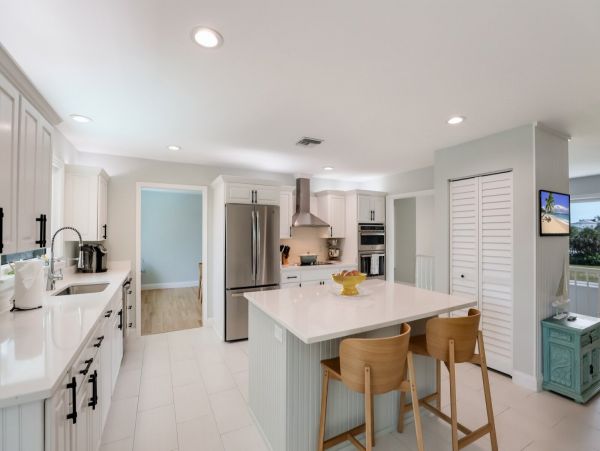 Luxury Anna Maria Pool Vacation Villa