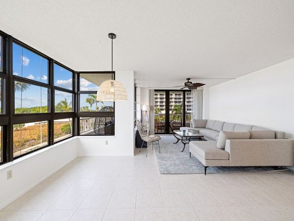 Marco Island Condo 1018359