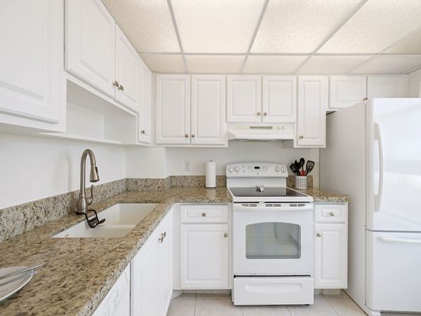 Marco Island Condo 1018359