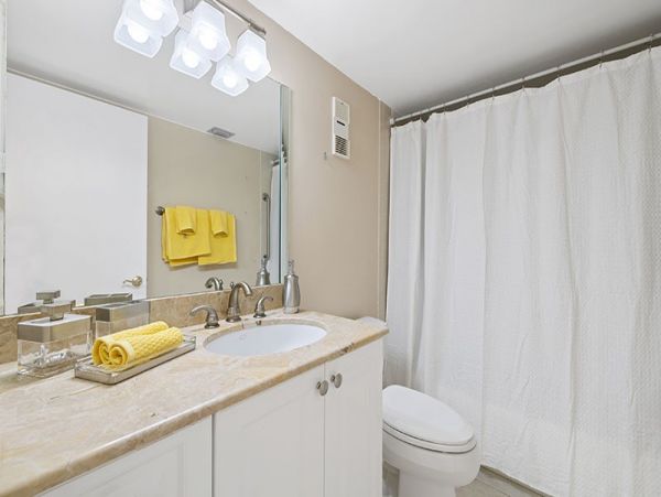 Marco Island Condo 1018359